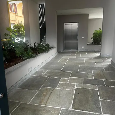 Apartment Thomas Como