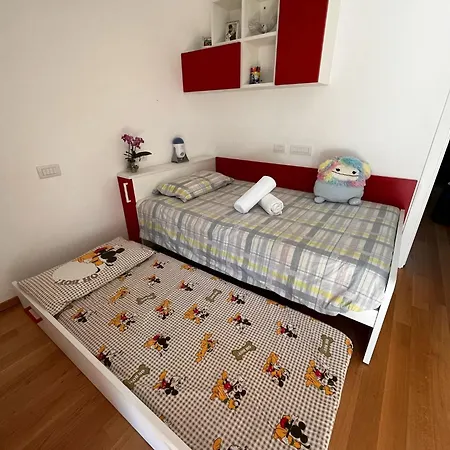 Thomas Apartment